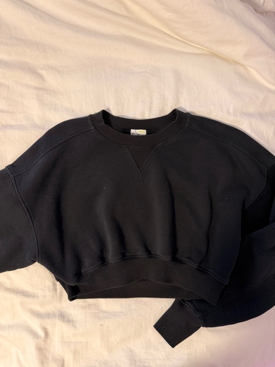 aerie Sweaters - Aerie - Black Cropped Crewneck - Women’s XS - NWOT